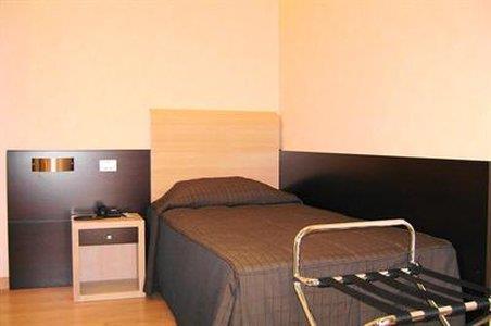 Eh Suites Rome Airport Euro House Hotels Fiumicino Kültér fotó