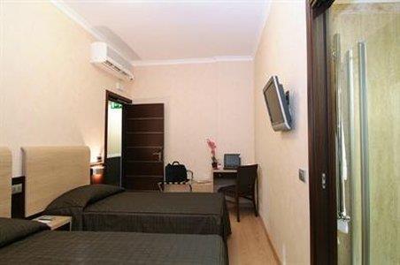 Eh Suites Rome Airport Euro House Hotels Fiumicino Kültér fotó