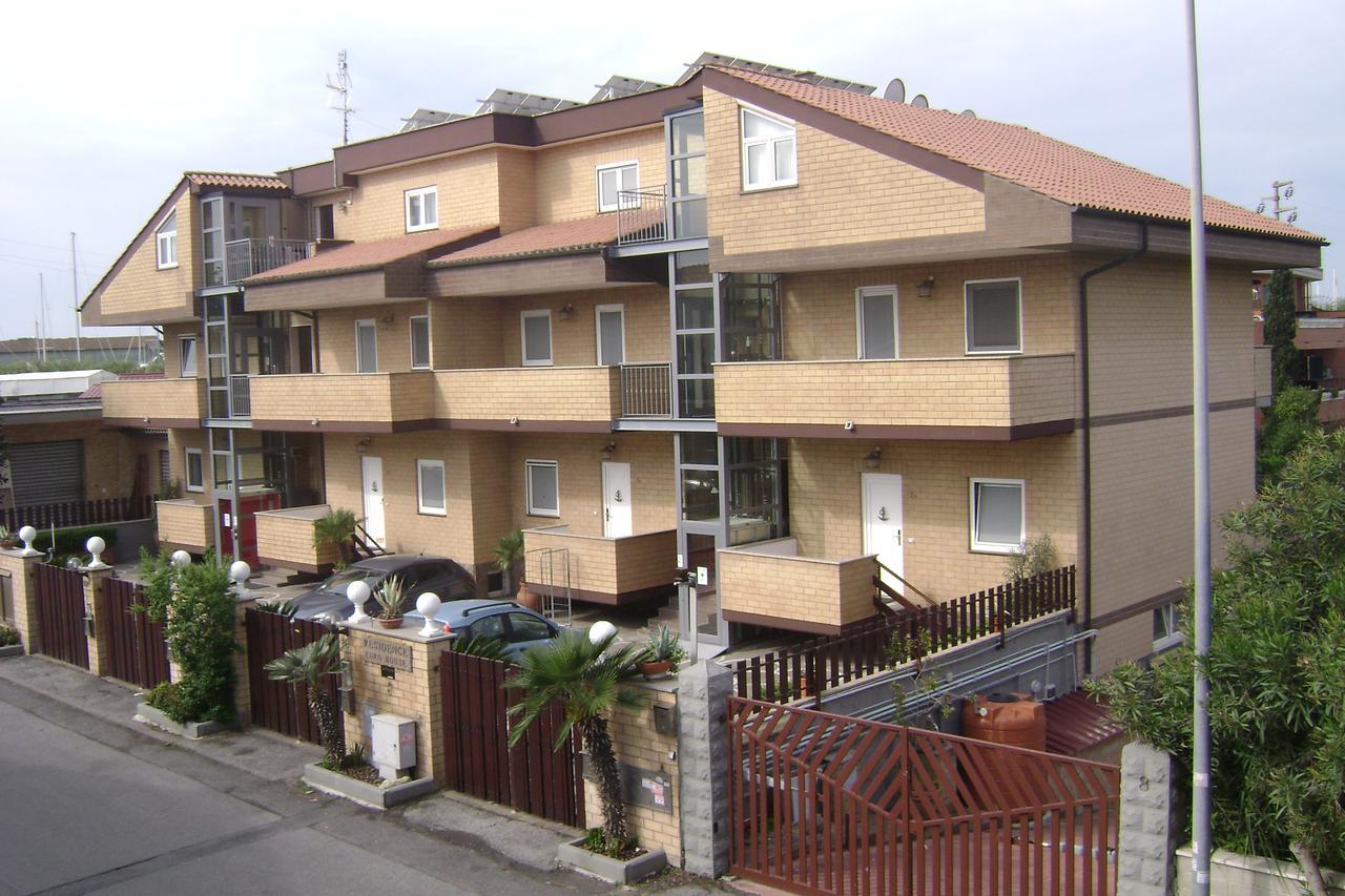Eh Suites Rome Airport Euro House Hotels Fiumicino Kültér fotó